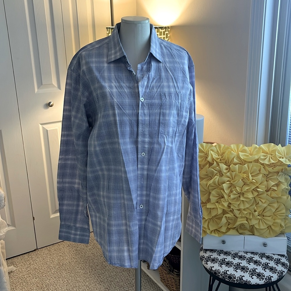 Bugatchi button up dress shirt